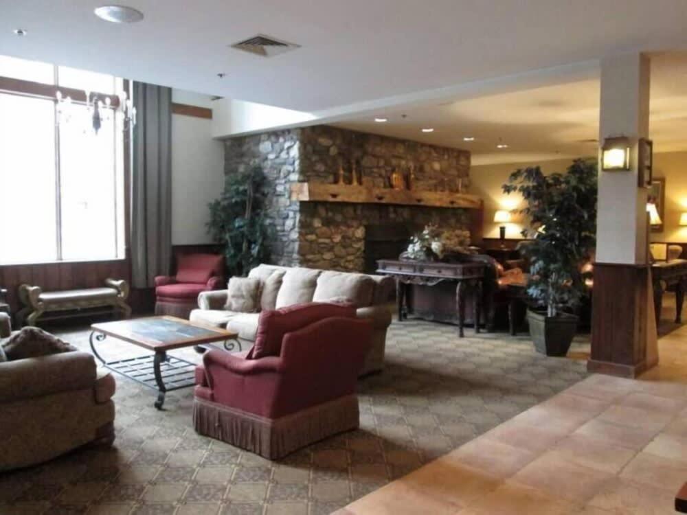 Gorgeous 1St Fl Mtn View Jiminy Suite Sleeps 4 Ski On Off Ханкок Экстерьер фото